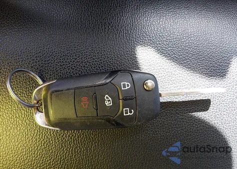 2023 Ford Transit-250 z USA, uszkodzony, nr VIN 1FTBR1Y8XPKB72033